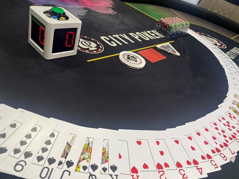 掌握牌桌位置优势是德州扑克的第一课